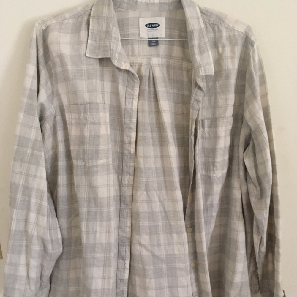 Lightweight flannel shirt
